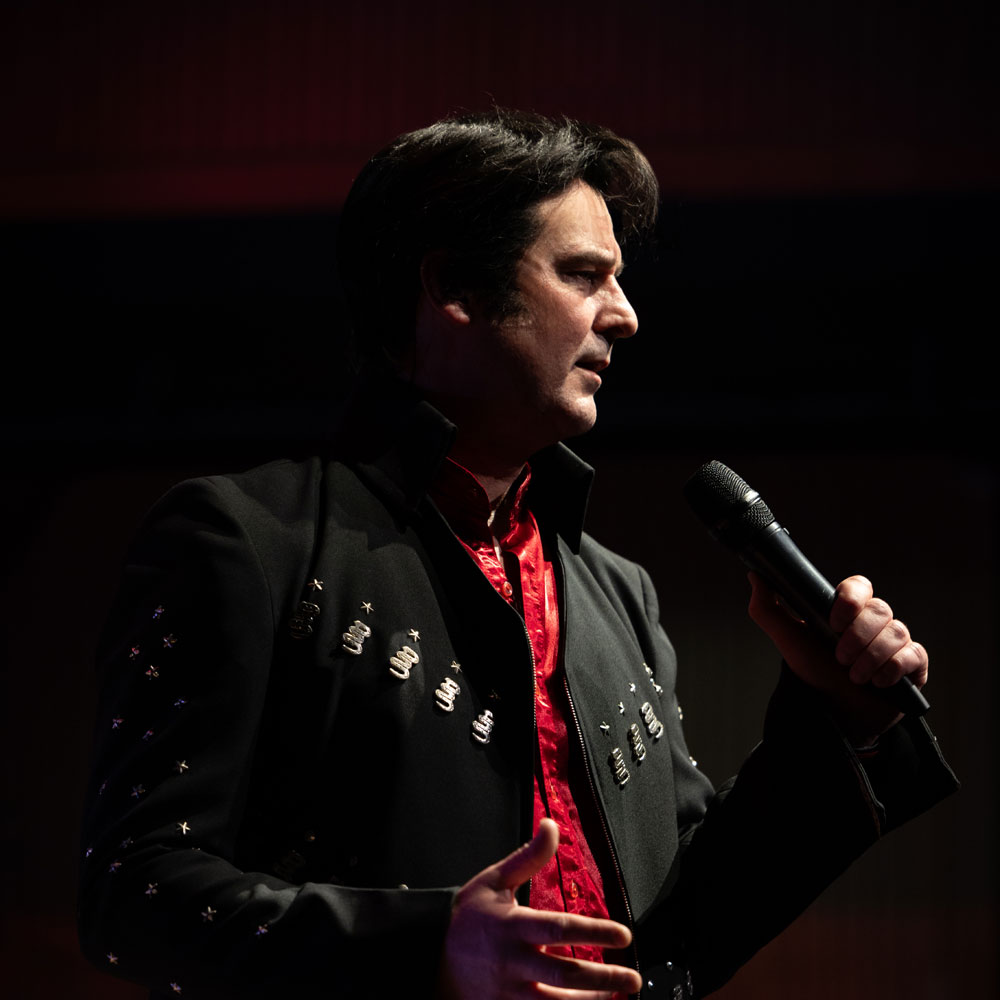 Kevin Doyle as Elvis Presley