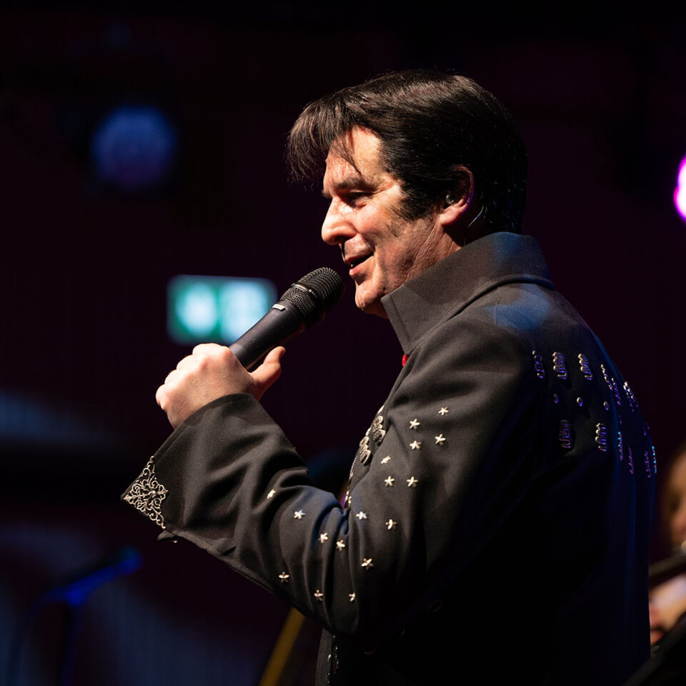 Kevin Doyle as Elvis